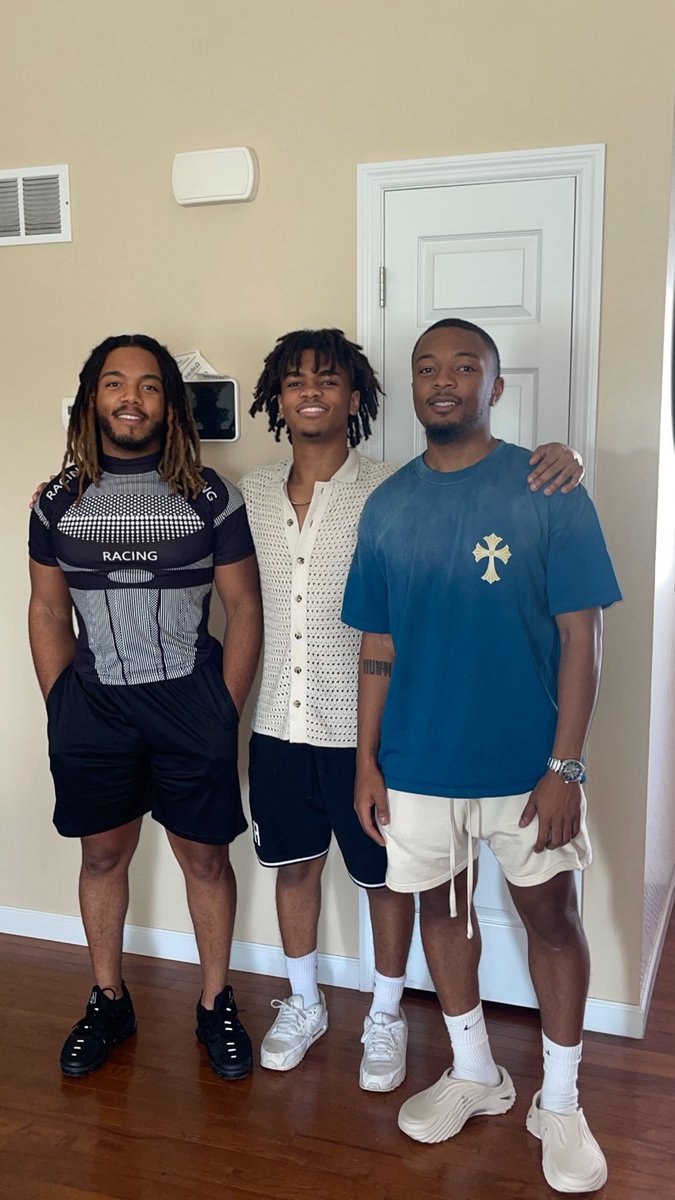 DevinKeith tweet media