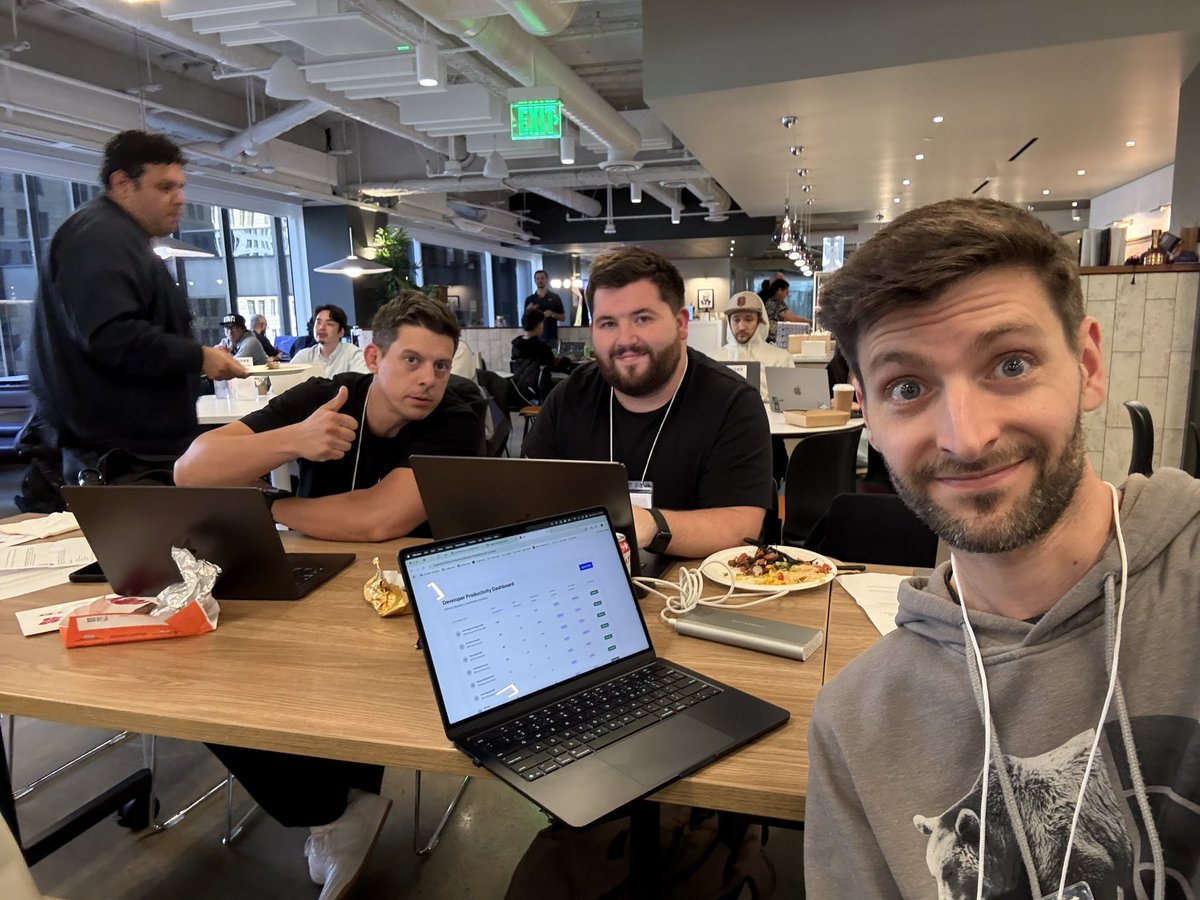 Sebastian Suttner tweet media