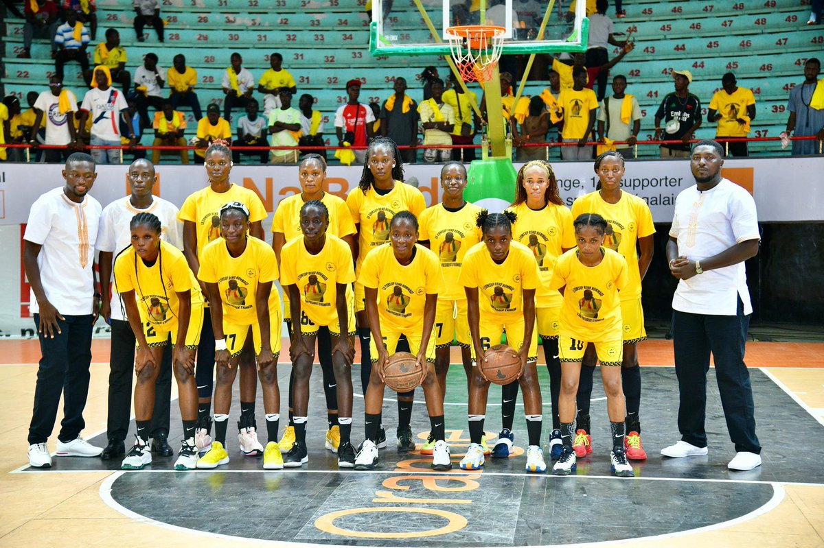 elmaalignjaay's tweet image. Ce samedi 19 juillet, j’ai eu l’honneur de présider la finale de la Coupe du Sénégal de basket-ball féminin opposant le DUC à l’ASC Ville de Dakar.
Ma présence, aux côtés de mes collègues députés, témoigne de notre engagement en faveur du sport féminin, véritable vecteur de…