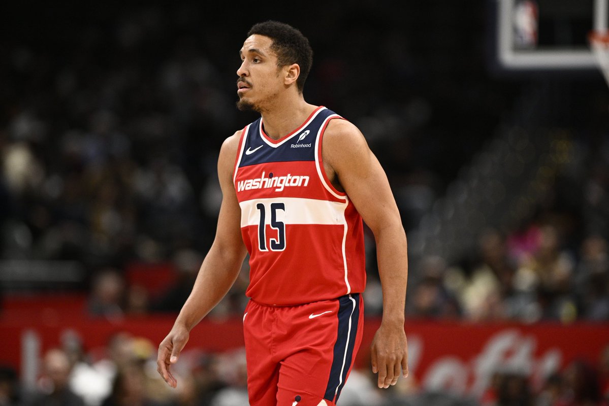 GSWBallReport's tweet image. Isn’t it kinda weird that guys like Malcolm Brogdon, De’Anthony Melton, Al Horford, and maybe even Trey Lyles still haven’t signed anywhere? Maybe Golden State has a deal in place.