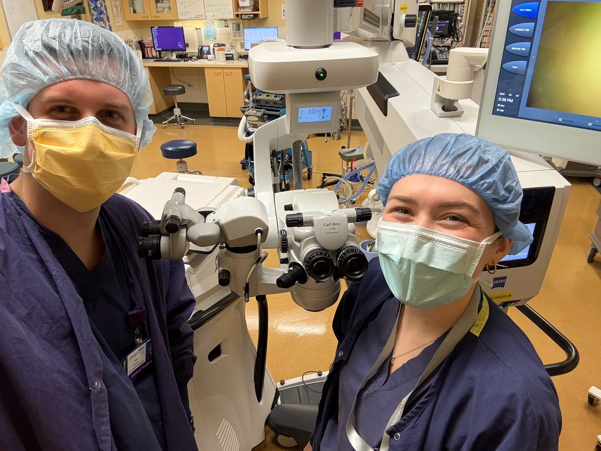 UW's tweet image. After 13 years, Puyallup native Ryan Carlson is one of only 3% of med students that achieve the rare M.D.–Ph.D degree. His focus: researching the genetics of hearing loss.
During undergrad, he met his fiancée, Nicole — now they’re both doctors 💜🎓 |washington.edu/boundless/from…