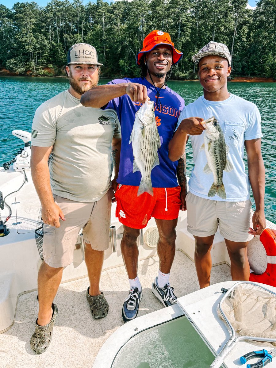 ClemsonMBB's tweet image. Had a blast this week fishing with the Outdoor Dream Foundation! 🎣