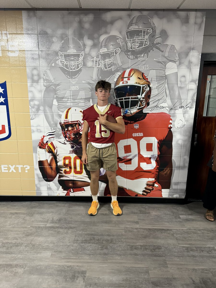Had a great day on campus <a href="/JC_BobcatsFB/">Jones College 🏈</a>. Thank you to <a href="/__CoachSulli/">Dominique Sullivan</a>, <a href="/clpollard21/">Lytrel Pollard</a>, and all the other coaches there!