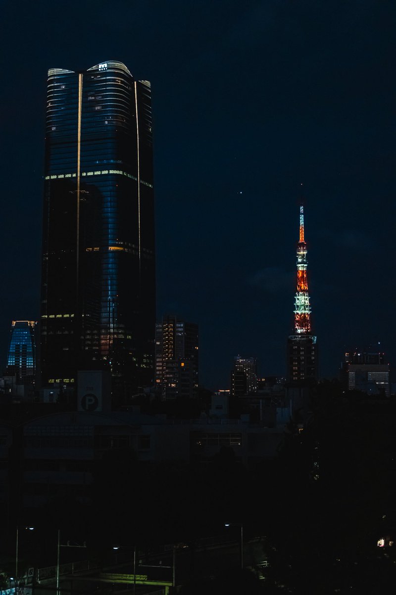 willow_down_'s tweet photo. #写真 #カメラ #写真日記 #photo #photography #XT5 #カメラ越しの私の世界 #ファインダー越しの私の世界 #写真で伝えたい私の世界 #キリトリセカイ #六本木 #東京タワー #ドラえもん 

 https://t.co/CNJCmDduuc https://t.co/TLqjJOczXK