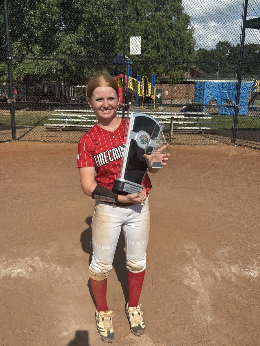 Winning nationals has always been a goal for me and I’m so proud of how hard my team worked! I was injured in the fall and I missed 32 games and ended up losing my bat for a long time but winning offensive mvp at nationals means more to me than anyone will ever know!