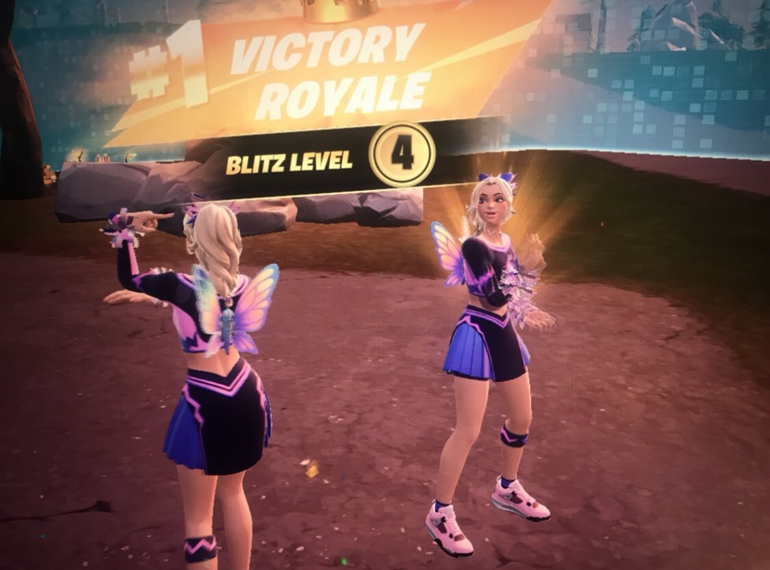 winners for life ✨🤍 <a href="/QabikPixel/">Sarah 🎀✨</a>
