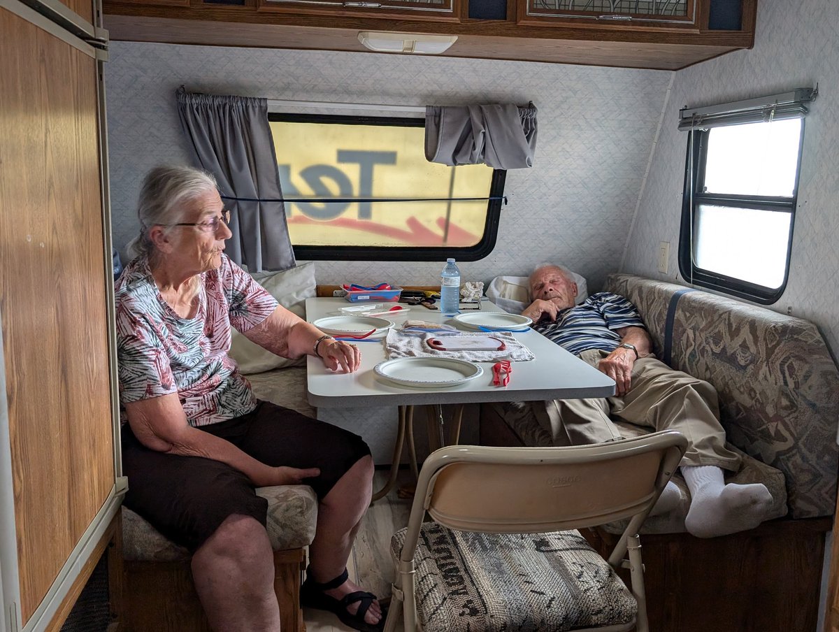 KnightlyMike's tweet image. Chef at work in the camper. Guests patiently awaiting their meal. Hamburger Helper on the menu this evening.😃