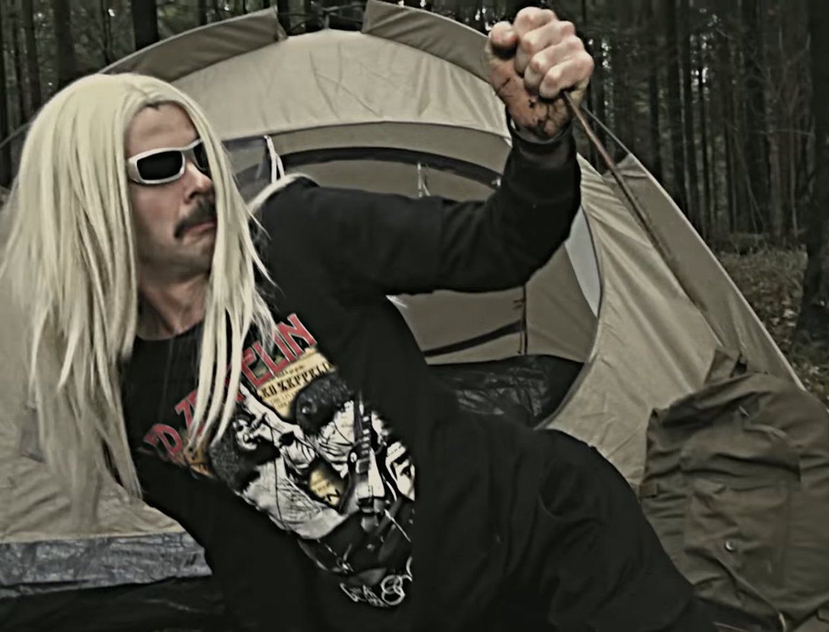 я буду на беспощадную рысь охотиться
на панду-людоеда