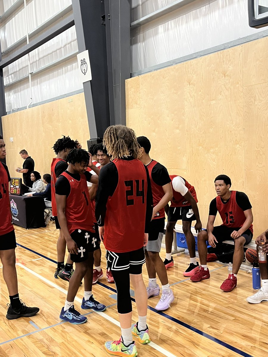 Jewlz💎 (@jewlzonthemic) on Twitter photo 🚨#SummerHoopfest Live🚨
Halftime
<a href="/HaysHornet1/">Hays Hornets</a> 37
<a href="/ManorHoops/">Manor Mens Basketball</a> 25
<a href="/AlamoCityHoops1/">Alamo City Hoops</a> #ACH 🚨#SummerHoopfest Live🚨
Halftime
<a href="/HaysHornet1/">Hays Hornets</a> 37
<a href="/ManorHoops/">Manor Mens Basketball</a> 25
<a href="/AlamoCityHoops1/">Alamo City Hoops</a> #ACH