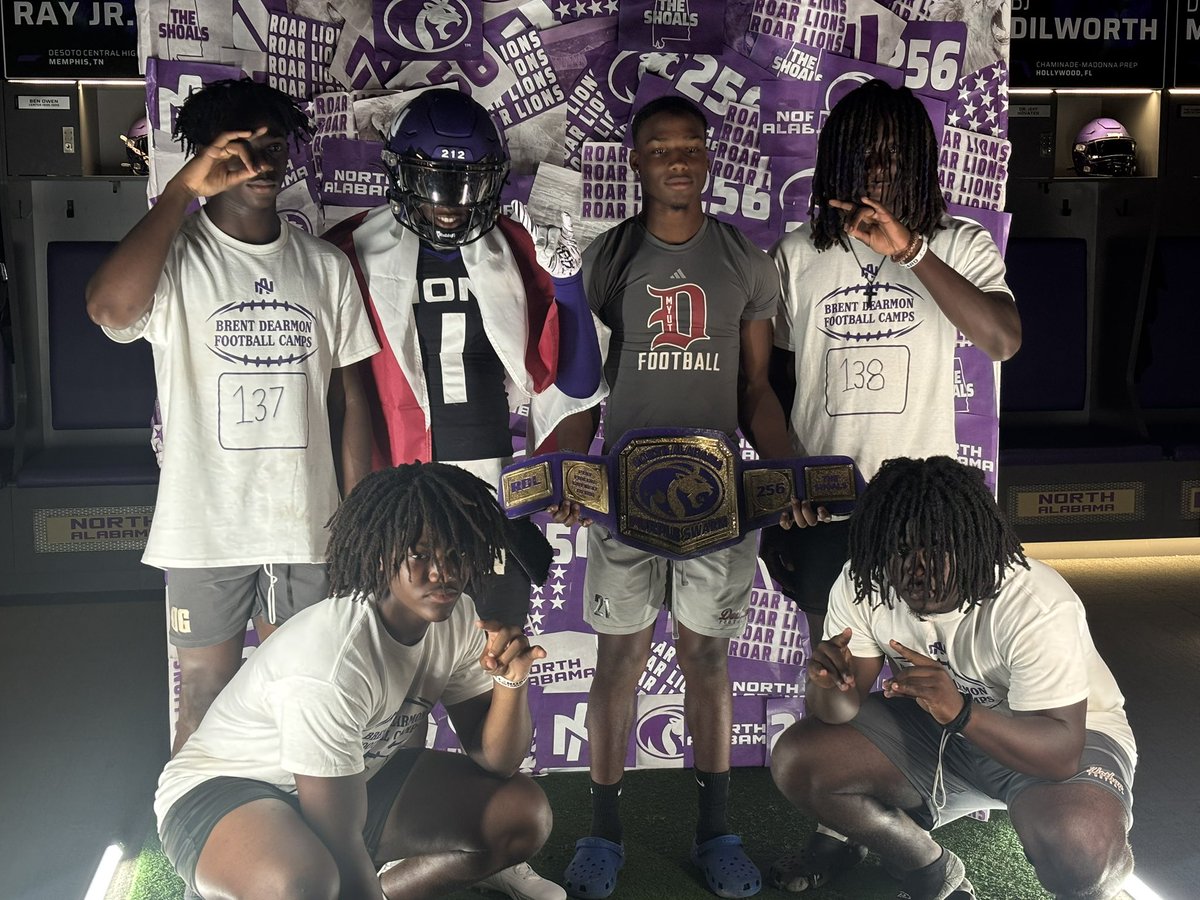 DothanWolvesFB's tweet image. DHSFB balled out at @UNAFootball elite camp yesterday!
Commitment ✅
Offers✅
“Dang coach, them boys can run!” 💨💨
4.4, 4.5, 4.5, 4.5 & 4.9 by our DL that weighted in at 260
#MYUT