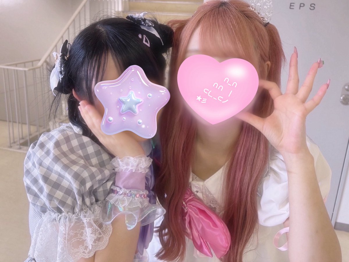 なつめちゃん🍡💜
お誕生日おめでとう🎂
身長はちっちゃくて可愛いのに、
大きくて元気で丁寧な踊り方がほんとにすごくだいすき&gt;ᴗ&lt;✧
授業一緒になった時お話できて嬉しいよ〜🥹
優しくてがんばり屋さんななつめちゃん、
笑顔いっぱいの幸せな一年になりますように🪄
(遅刻してごめんね)