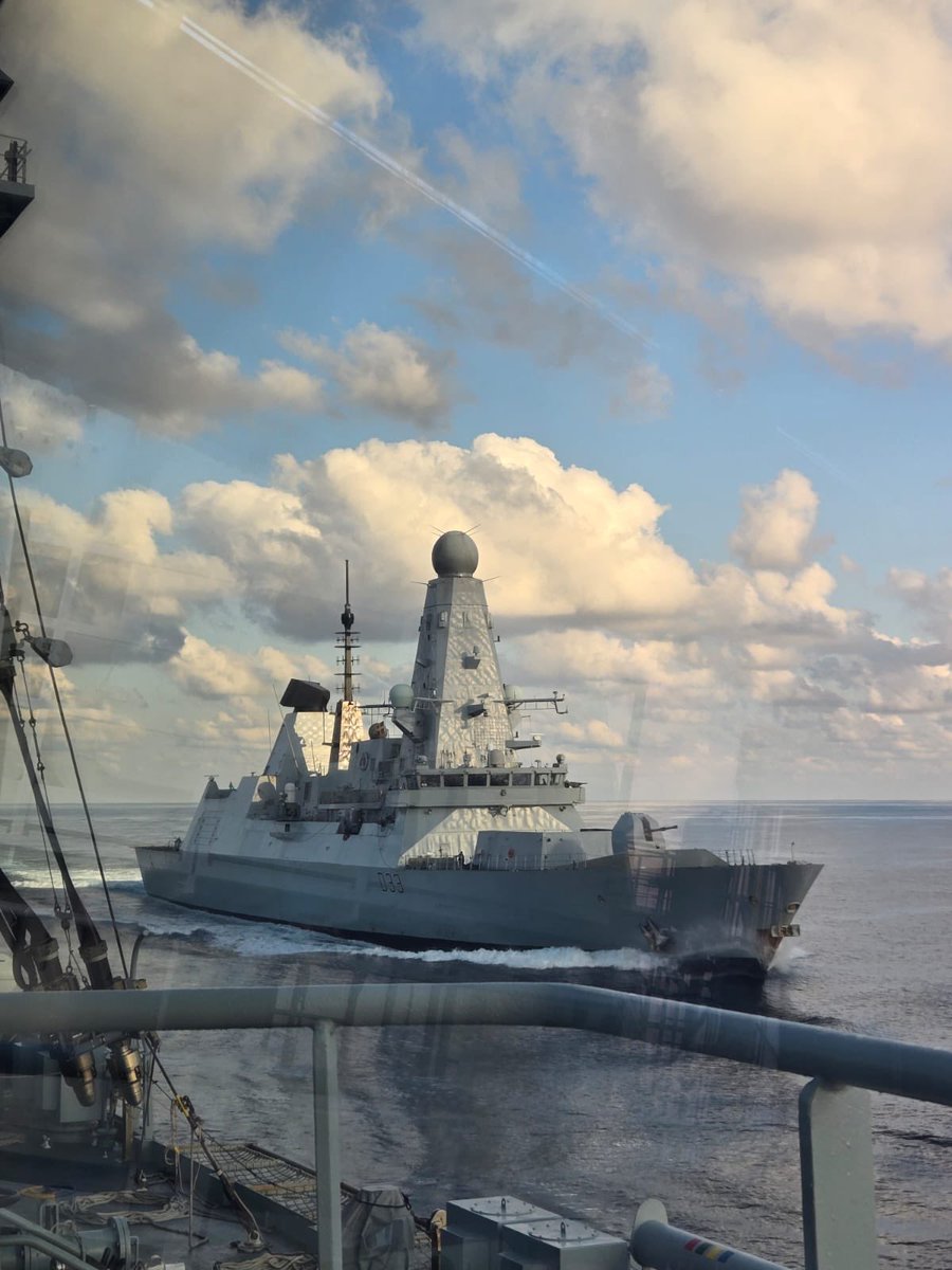 RFATidespring's tweet image. A busy week for CSG25 and a few random photos courtesy of 3/O SE Michael Mcwatson