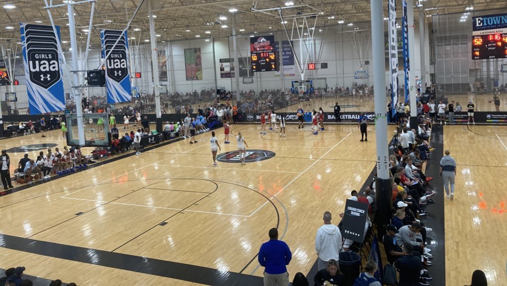 28.5 Scouting (@28point5scout) on Twitter photo 🌟 28.5 Scouting
The more we watch the <a href="/stormAAU/">Michigan Storm Elite</a> duo of Naimah Kellum & Elly Evarts the more there is to like.
Not a lot of flash, but a lot of fundamentals and IQ. 🌟 28.5 Scouting
The more we watch the <a href="/stormAAU/">Michigan Storm Elite</a> duo of Naimah Kellum & Elly Evarts the more there is to like.
Not a lot of flash, but a lot of fundamentals and IQ.
