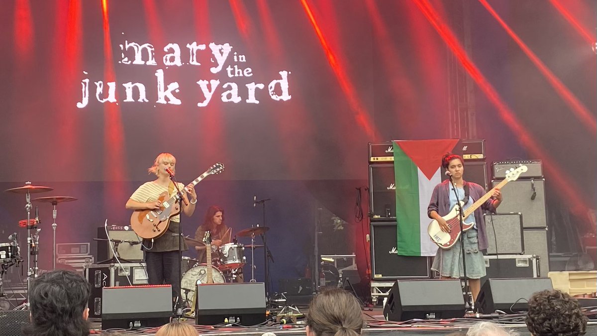 David Carr (@carrzinho) on Twitter photo Home town heroes <a href="/MurderCapital_/">The Murder Capital</a> lived up to the hype of their biggest ever gig <a href="/liveattheiveagh/">Live @ The Iveagh Gardens</a>
More than assisted by the electric <a href="/softplayband/">SOFT PLAY</a> and #MaryInTheJunkYard
#TheGoo Home town heroes <a href="/MurderCapital_/">The Murder Capital</a> lived up to the hype of their biggest ever gig <a href="/liveattheiveagh/">Live @ The Iveagh Gardens</a>
More than assisted by the electric <a href="/softplayband/">SOFT PLAY</a> and #MaryInTheJunkYard
#TheGoo