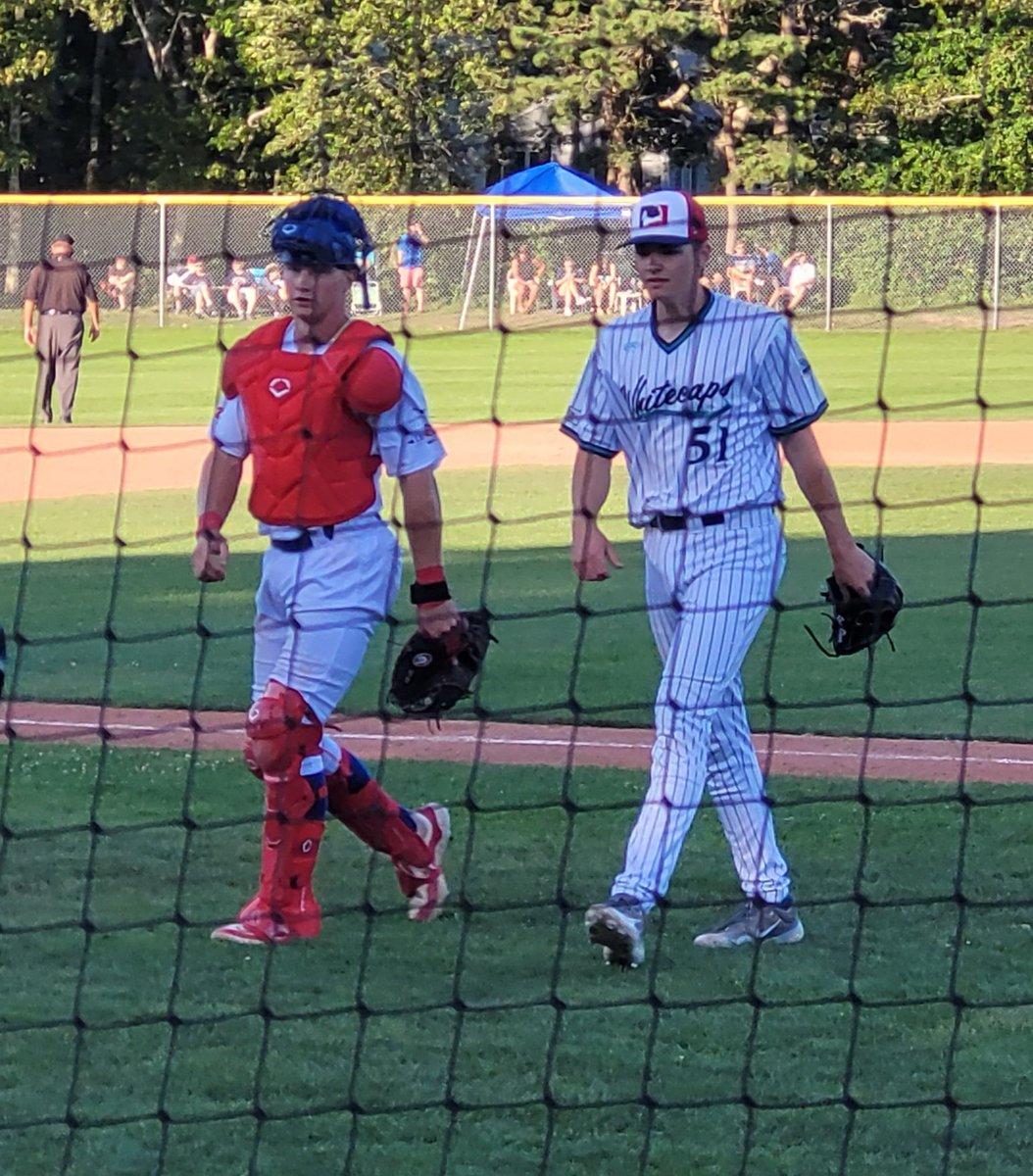 DSeifertD1PBR's tweet image. It's a final from the Cape Cod A-S game, East wins big 13-8 on a good day to hit.
Standouts include Tre Broussard @UHCougarBB Daniel Jackson 📷👇 @BaseballUGA from the East and Ryker Waite @VandyBoys Kade Lewis @WakeBaseball
Game MVPs Broussard- East and Antonio Morales…