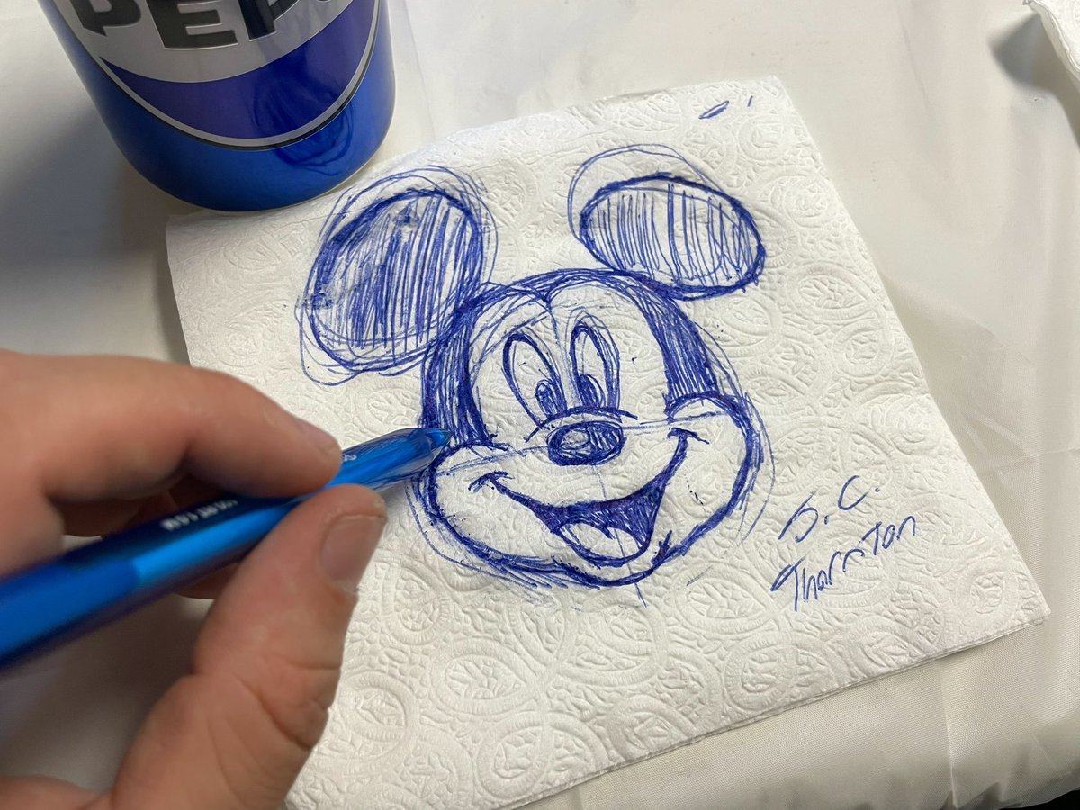 lIJCThorntonll's tweet image. Sometimes, I love to draw on napkins. 😛
#MickeyMouse #drawingart