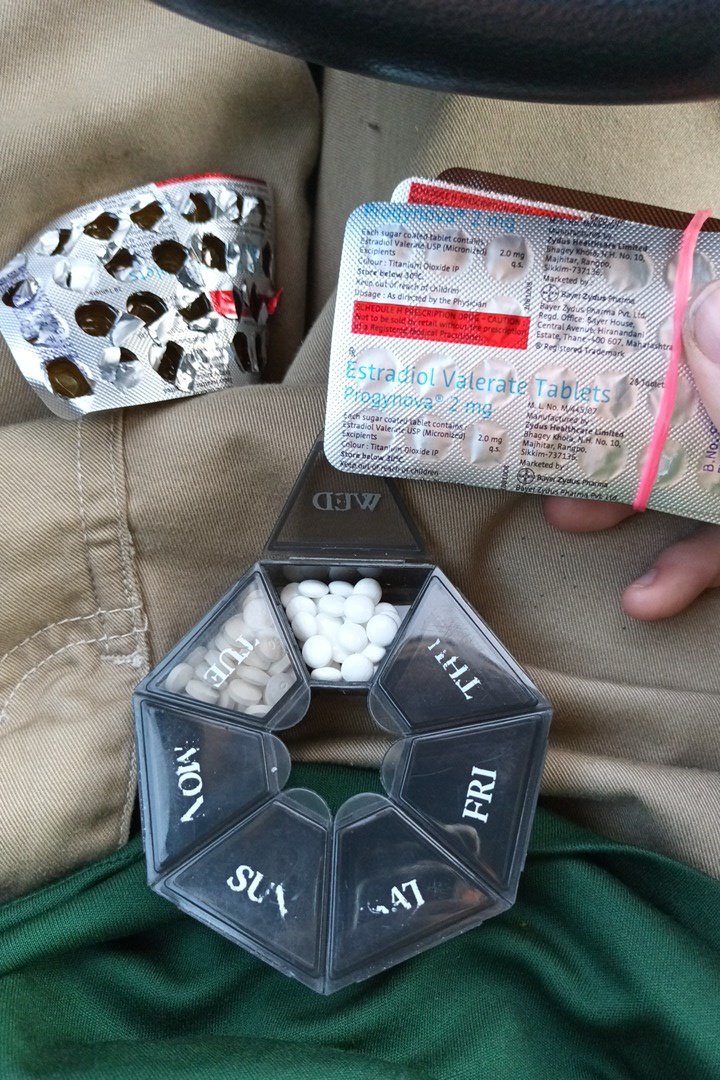 dani_l_canari's tweet image. is that too much