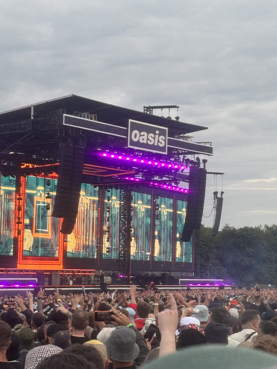 scoutingindoors's tweet image. Just got back from Oasis. An unforgettable, incredible night
