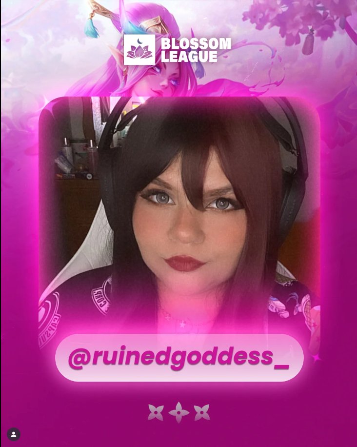 Blossom League (@blossomleague) on Twitter photo 🌸 En la senda espiritual de la Blossom League, los guías cambian, pero la esencia se mantiene.
Hoy, el camino en cámara estará iluminado.
🔁 Y en un giro del destino, <a href="/RuinedGoddess/">❥ TS 𝑹𝒖𝒊𝒏𝒆𝒅𝑮𝒐𝒅𝒅𝒆𝒔𝒔 #VCLLatam</a> toma el lugar de Baji esta jornada.
📺 En vivo 👉 twitch.tv/blossomleague 🌸 En la senda espiritual de la Blossom League, los guías cambian, pero la esencia se mantiene.
Hoy, el camino en cámara estará iluminado.
🔁 Y en un giro del destino, <a href="/RuinedGoddess/">❥ TS 𝑹𝒖𝒊𝒏𝒆𝒅𝑮𝒐𝒅𝒅𝒆𝒔𝒔 #VCLLatam</a> toma el lugar de Baji esta jornada.
📺 En vivo 👉 twitch.tv/blossomleague
