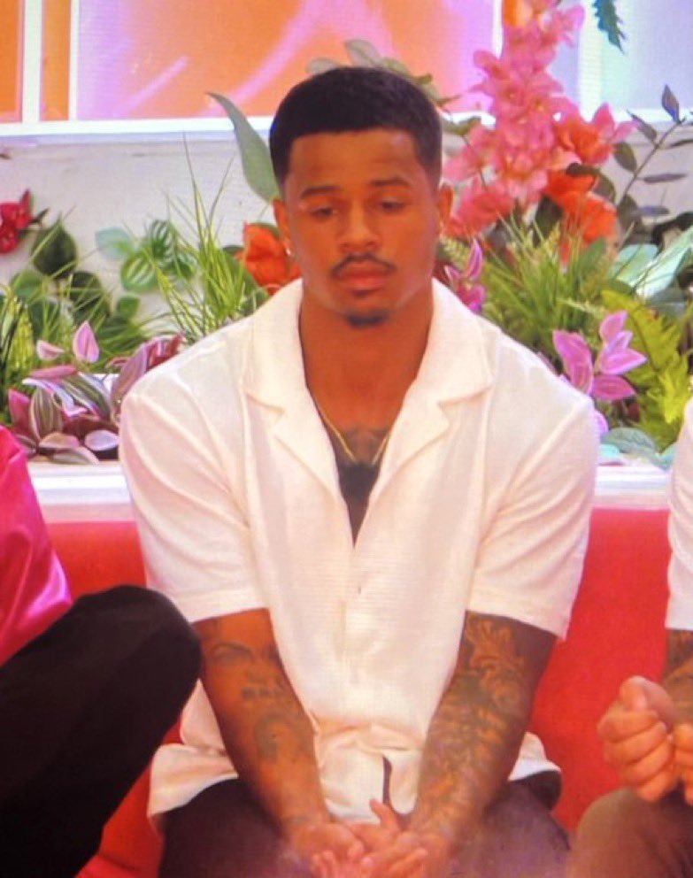 Emily02763804's tweet image. 😂😂😂😂😂 chelley really took a step back and Ace the explorer was found shaking
#LoveIslandUSA