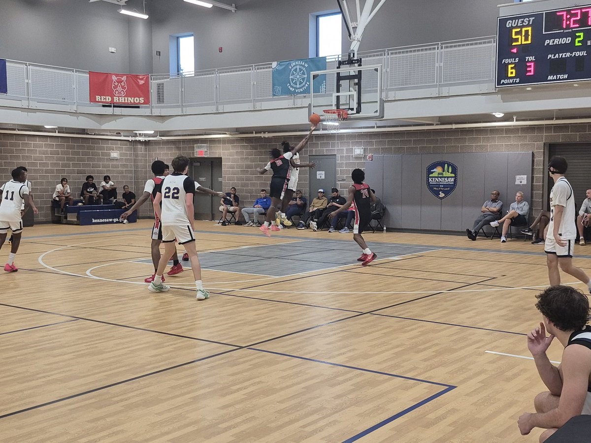 Warner Robins All-Stars OTR AND Sunshine Elite OTR locked in a good one with full baseline for coaches taking notes <a href="/OntheRadarHoops/">Shun Williams</a> #Power24