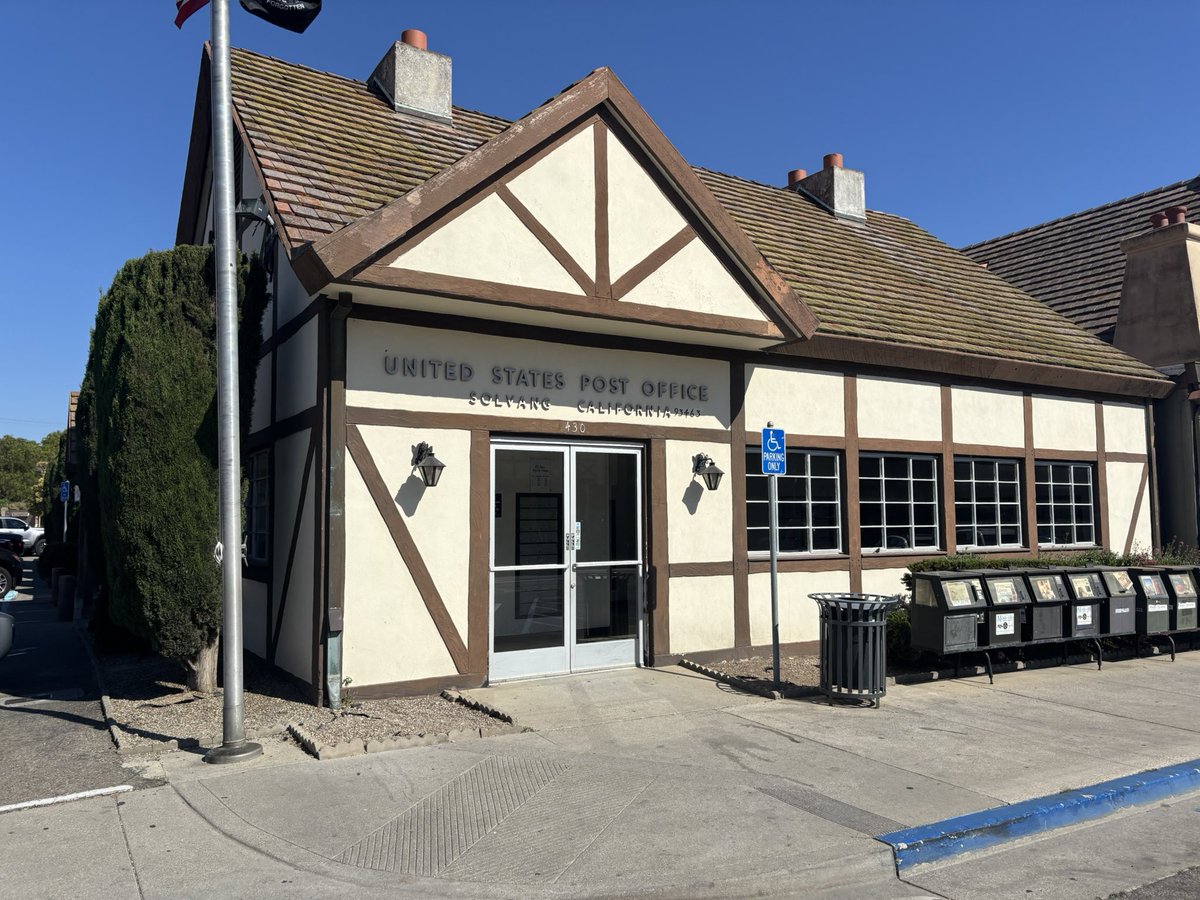 Dissecting Philately tweet media