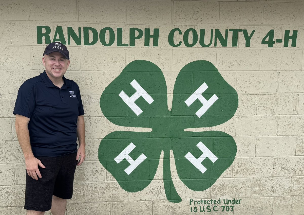 smjustus's tweet image. Hanged out today in Winchester at the Randolph County 4-H Fairgrounds connecting with Hoosiers while representing @SenatorBanks
