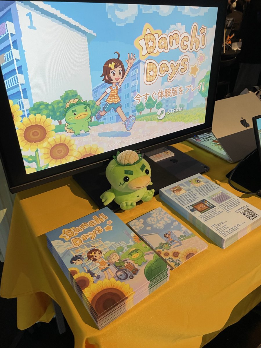 DanchiDaysJP's tweet image. モロキュウ「BitSummit最終日でござる!!拙者たちのブースは3階D12!新しいキービジュアルが目印でござるよ。」