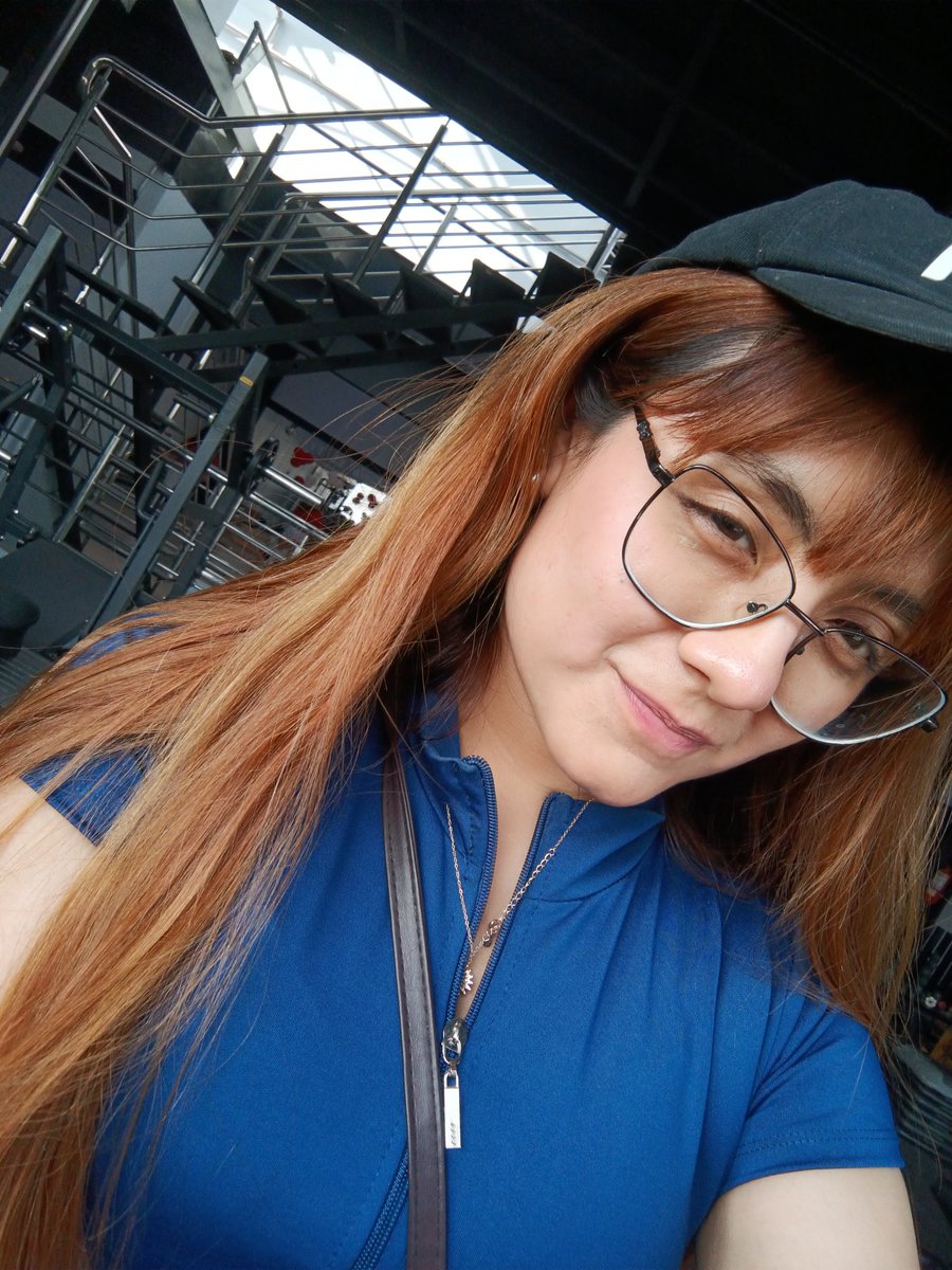 AnabelleSR7's tweet image. La foto que subo y lo que me pone mi mom
Bien dicen que nadie te conoce cómo tu mamá