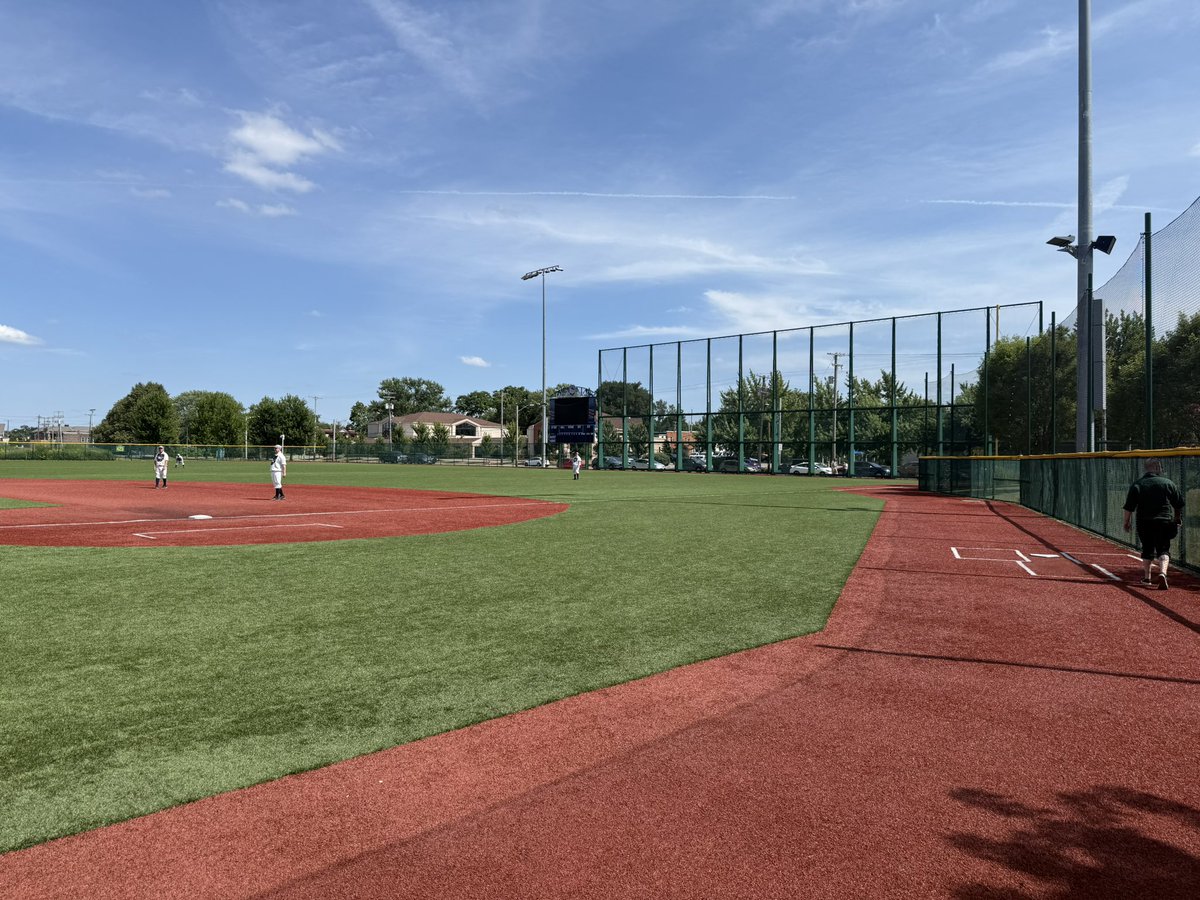 Travis_Sawchik's tweet image. Great to be back at League Park today. Real men. No gloves. Vintage baseball.