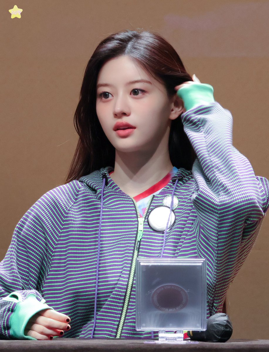 my5lll5's tweet image. 250718 BDM

너무귀여워... 라고 생각하면서 찍었다🥺

#ILLIT #아일릿 #MINJU #민주