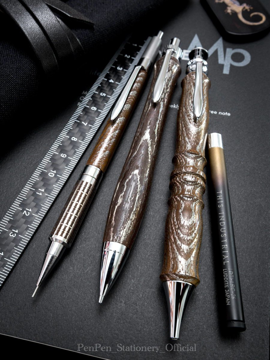 🔸🔶メタライズドウッド🔶🔸 Flamberg(ふらんべるく)@Flamberg200 さん