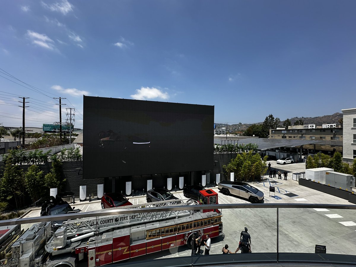 whistingbhole's tweet image. Some photos of the soft opening at #tesladiner that local First Responders were invited to. @Tesla