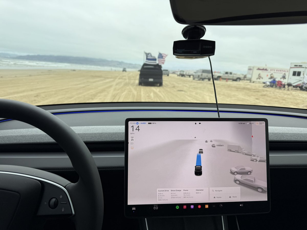 BLKMDL3's tweet image. FSD doesn’t require premapped roads, it just simply works everywhere, even on this beach! @Tesla_AI