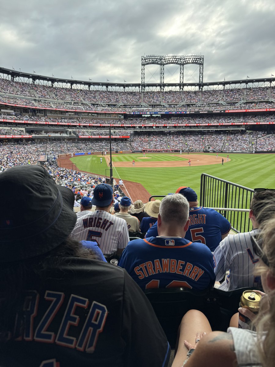 It would have helped if the Mets won but still a fun time. 🍻