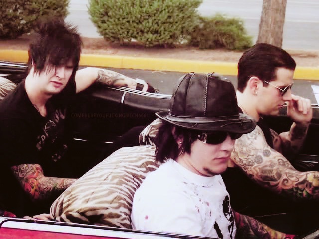 daily_a7x's tweet image. 