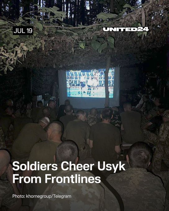 razomforukraine's tweet image. Ukrainians win again! Ukrainian boxer Oleksandr Usyk successfully defends his title as the undisputed world champion 💪🇺🇦 “I want to thank all the military personnel currently protecting our country,” he says after winning. “Slava Ukraini! Because of you, I can stand here today.”
