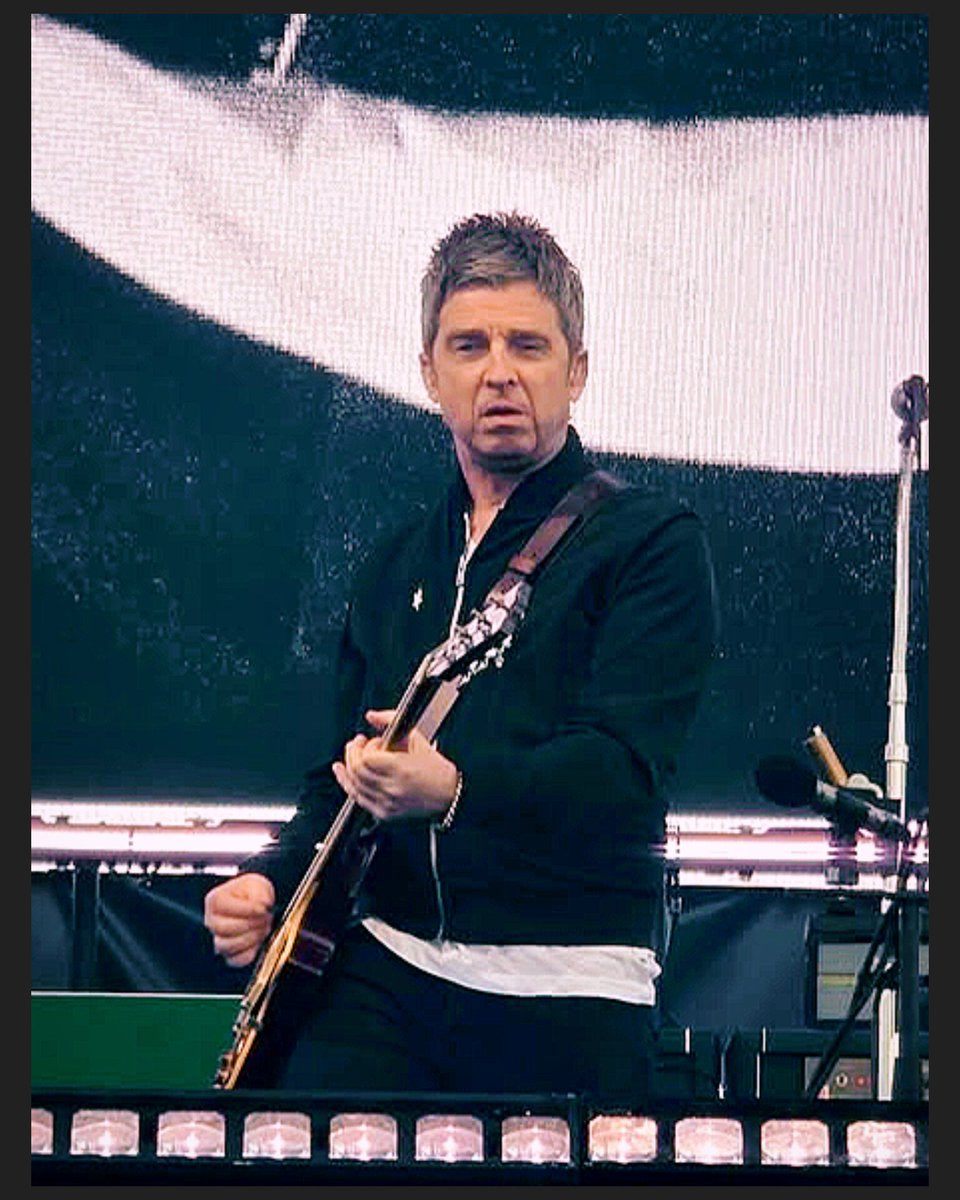 Holymountain29's tweet image. Noel Gallagher x oasis 🩵
_______________________________
📷 Credit: @ ram_ram35 💗
🗓️ 19 . Jul. 2025
#noelgallagher #NGFC #NG2025