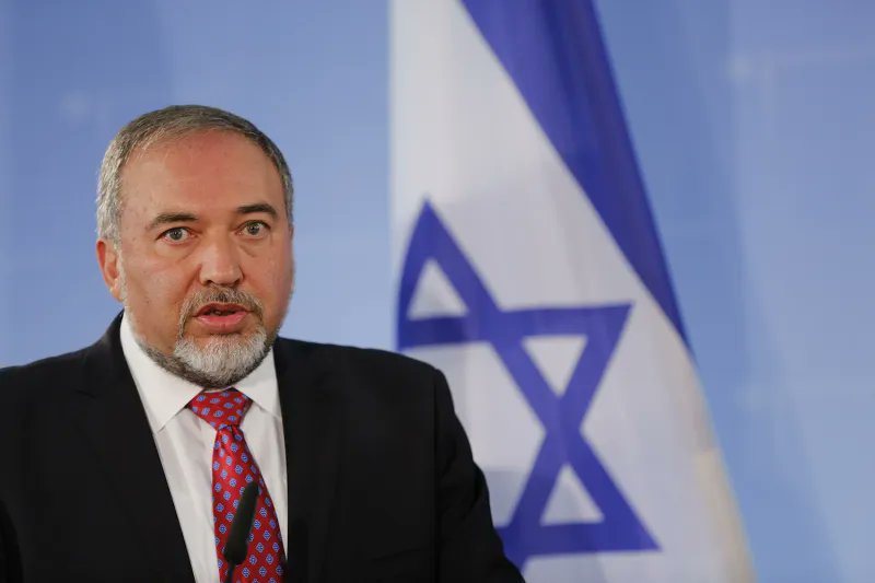 Safarnejad_IR's tweet image. ๐ฎ๐ฑโก๏ธ๐ฎ๐ท Liberman calls for Israel to strike Iran
Former Israeli war minister says Iranian Leadership is obsessed with 'revenge' and as such Israel should strike Iran first... AGAIN!
He also alleges that this time... Iran wants to strike first.