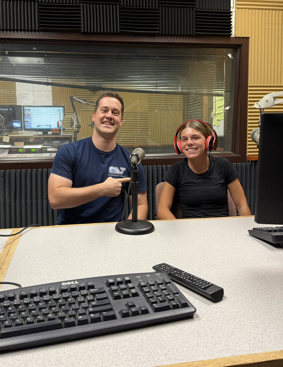 MaxPrestonTV's tweet image. I wanna shoutout a few people for a great week last week! First, thank you to Lance Lahnert and Allen Roberson for letting me come on and host The Drive at Five yesterday. I had fun and hope to do it again! I also wanna thank Chandler Graham for doing a tv story AND coming on the…