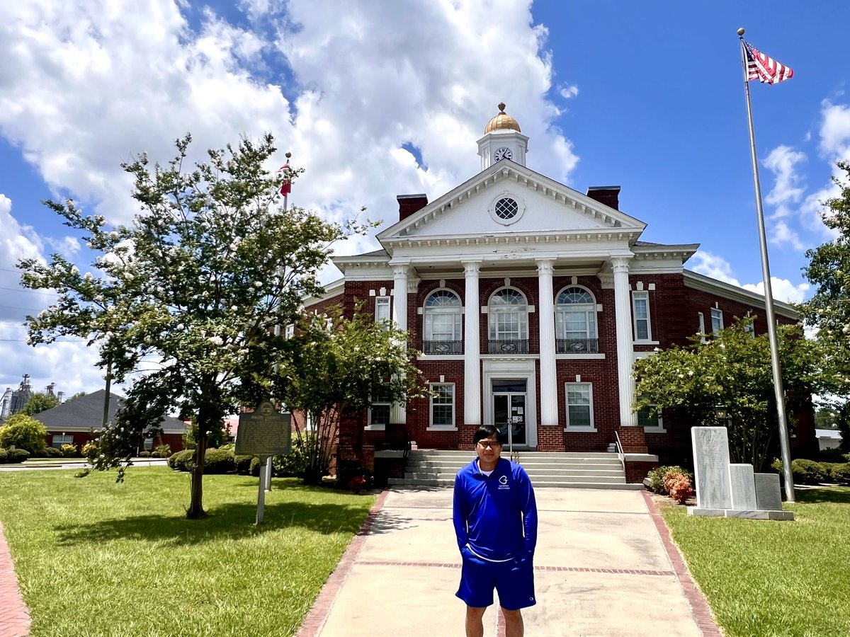 jeffbreedlove1's tweet image. The Bacon County Courthouse - Alma, Georgia
#ExploreGeorgia