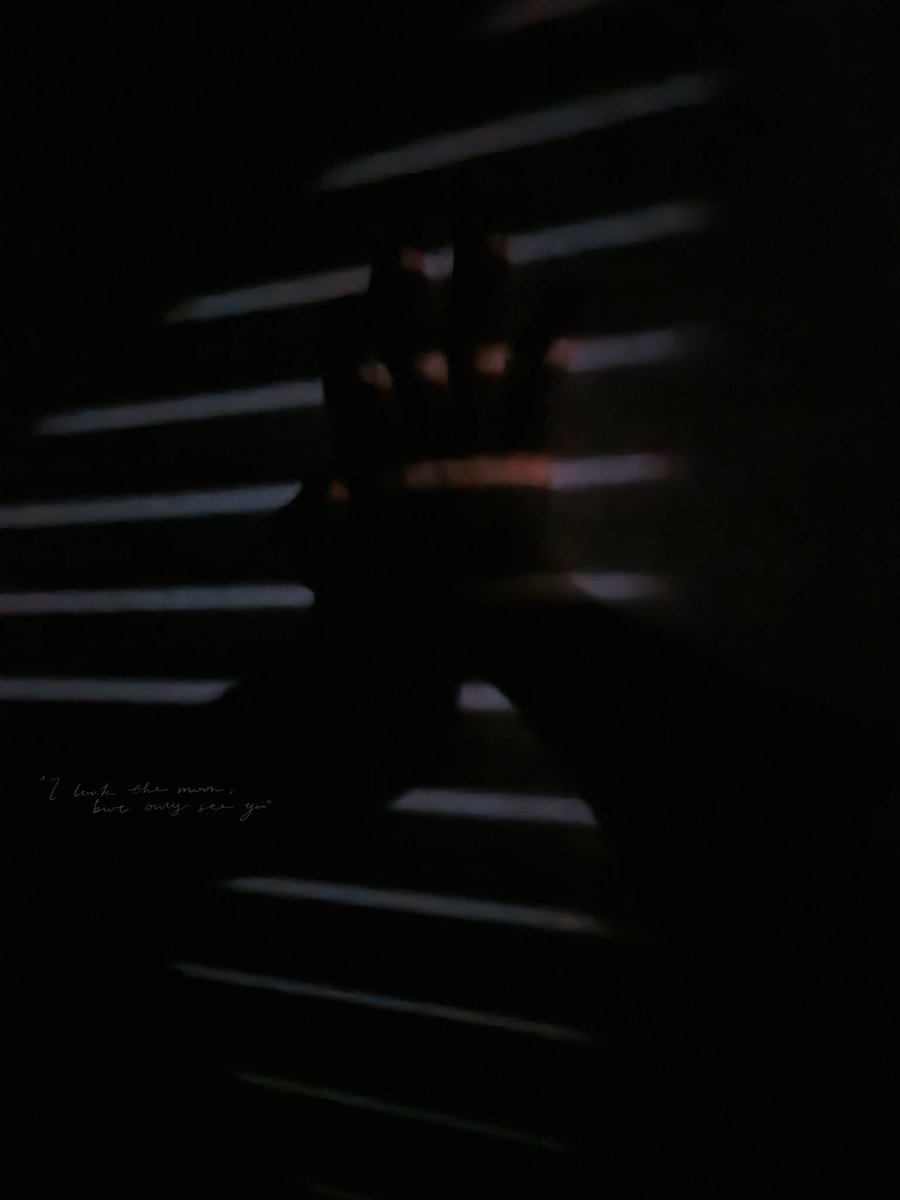 우리 사이에 뭔가가 있었다가 없어졌고 어떤 일이 일어났다 사라졌다