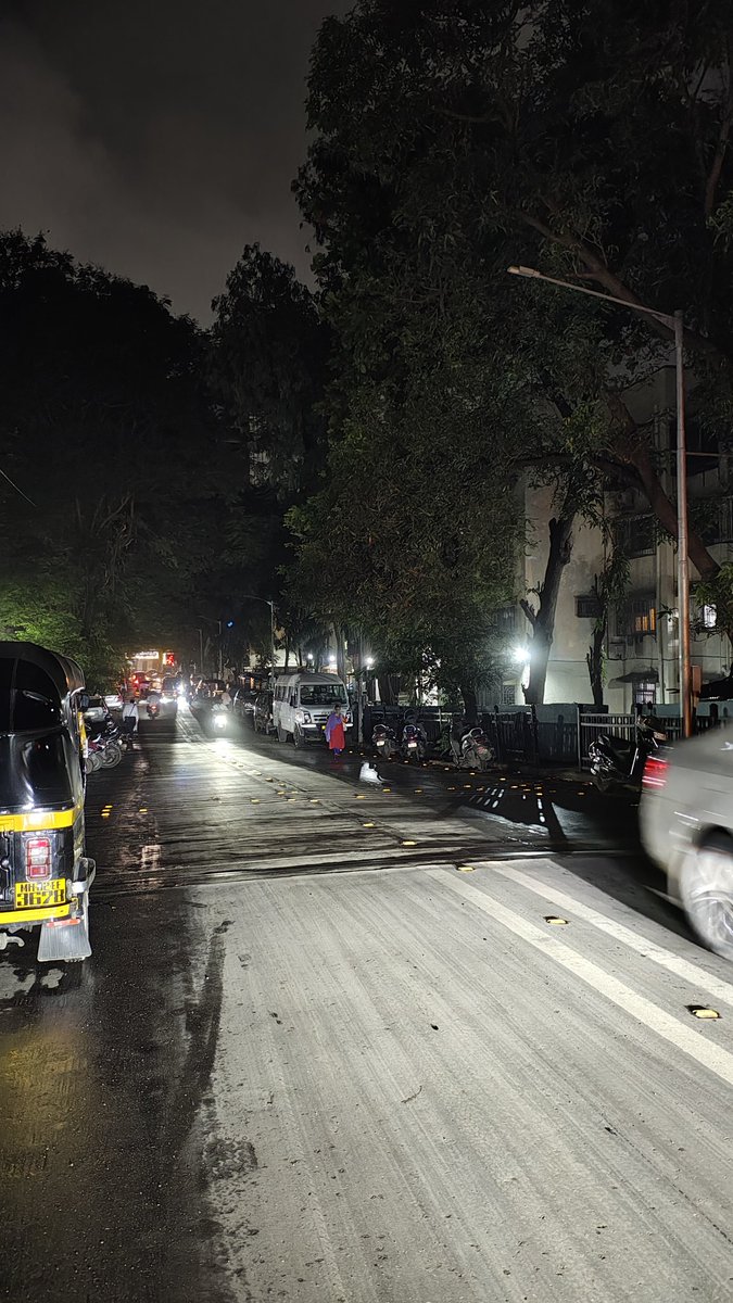 Alert Citizen (@alertcitizen5) on Twitter photo Street lights in this lane go non-functional frequently, creating unsafe dark zones. Chain snatchers are taking advantage, especially targeting women visiting the Jain temple. Despite repeated issues, no permanent solution. <a href="/mybmcWardPN/">Ward PN BMC</a> <a href="/Adani_Elec_Mum/">Adani Electricity</a> take urgent, lasting action Street lights in this lane go non-functional frequently, creating unsafe dark zones. Chain snatchers are taking advantage, especially targeting women visiting the Jain temple. Despite repeated issues, no permanent solution. <a href="/mybmcWardPN/">Ward PN BMC</a> <a href="/Adani_Elec_Mum/">Adani Electricity</a> take urgent, lasting action