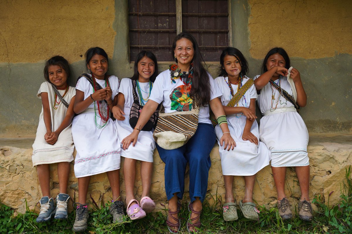 #AEstaHora📍Desde Pueblo Bello, Cesar, la ministra <a href="/LenAmazonas/">Lena Estrada Añokazi</a> lanza un proyecto de restauración ecológica en territorio ancestral Arahuaco, con inversión histórica para proteger la cuenca del río Cesar.