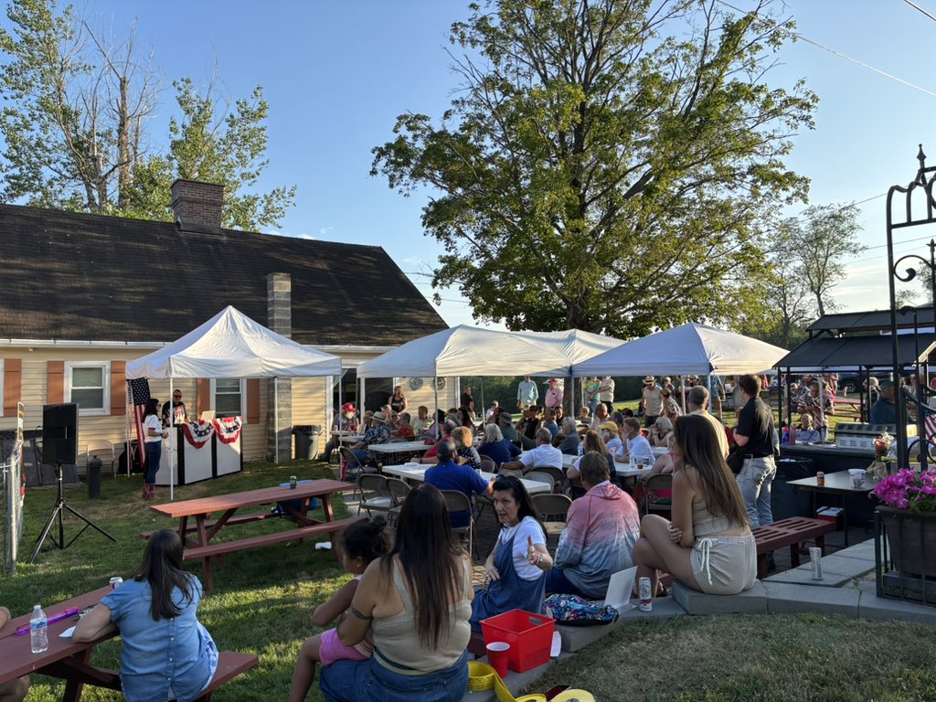 Davis_Miller17's tweet image. Thank you to @GopBelknap and the Bean family for hosting such an amazing BBQ today!
It was fantastic to speak to such a wide range of conservatives about @TPAction_ and @TPACoalitions.
Together we are going to take action and turn NH red 🦅🇺🇸
+17 Coalition signups