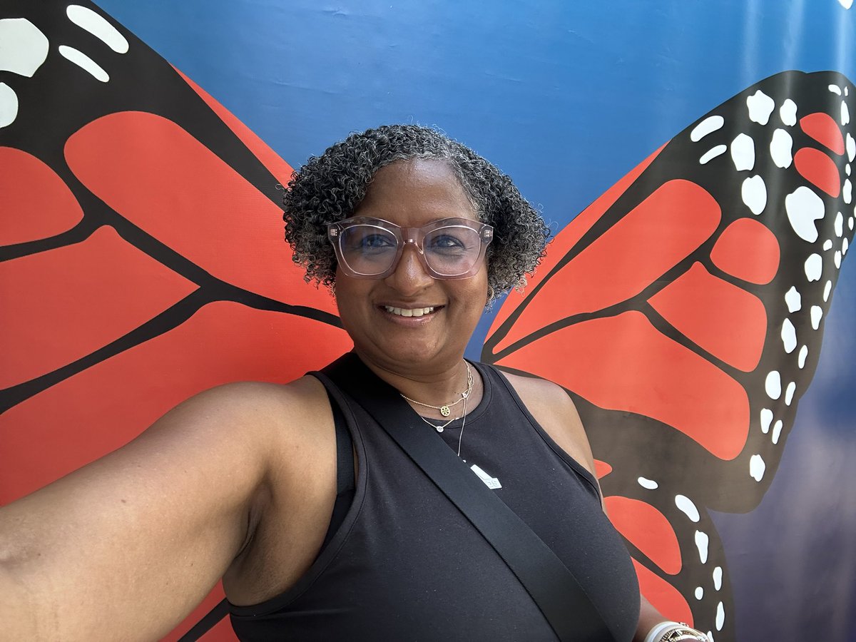 BowersForTexas's tweet image. Grateful to join Monarch Fest with @KeepMesquiteBeautiful! 🦋🌼 From local vendors to releasing butterflies, it was a day full of hope, community, and transformation. #HD113 #MesquiteTX #Mariposa