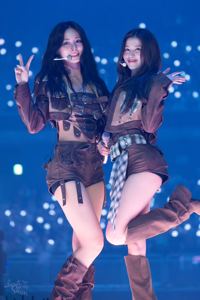 thinkaboutshun's tweet image. 250719 μ¬μ―
#TWICE #νΈμμ΄μ€
#TZUYU #μ―μ #εη #γγ¦γ£ #SANA #γ΅γ