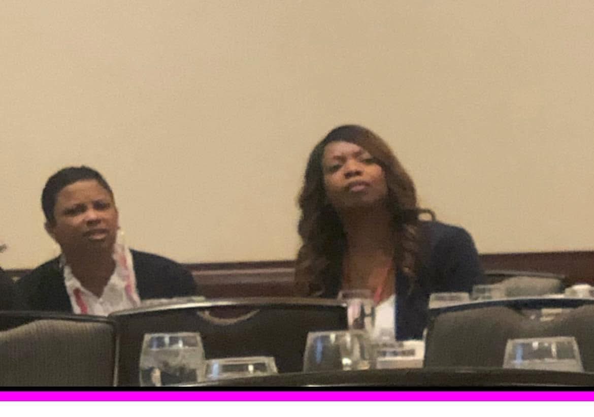 Julia Andrews tweet media