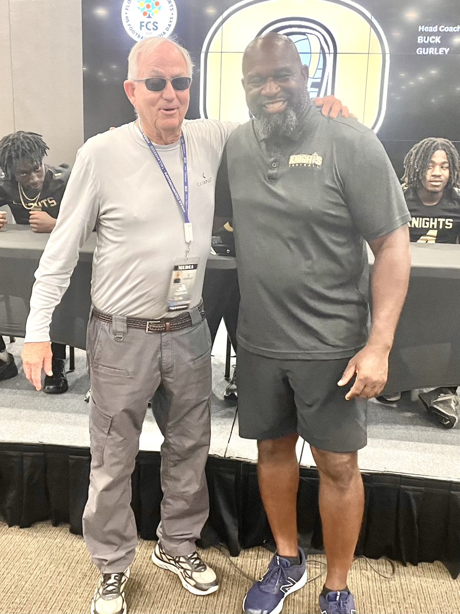 Dwight_XOS's tweet image. What a great day for me to be at Orange and Osceola Counties Media Day in Orlando today! I had the honor of being on the coaching staff at Godby when Buck Gurley played pic 1. Pic 2 is Ocoee HS where he is HC. pic 3 and pic 4 both teams played in the Florida State Championship…