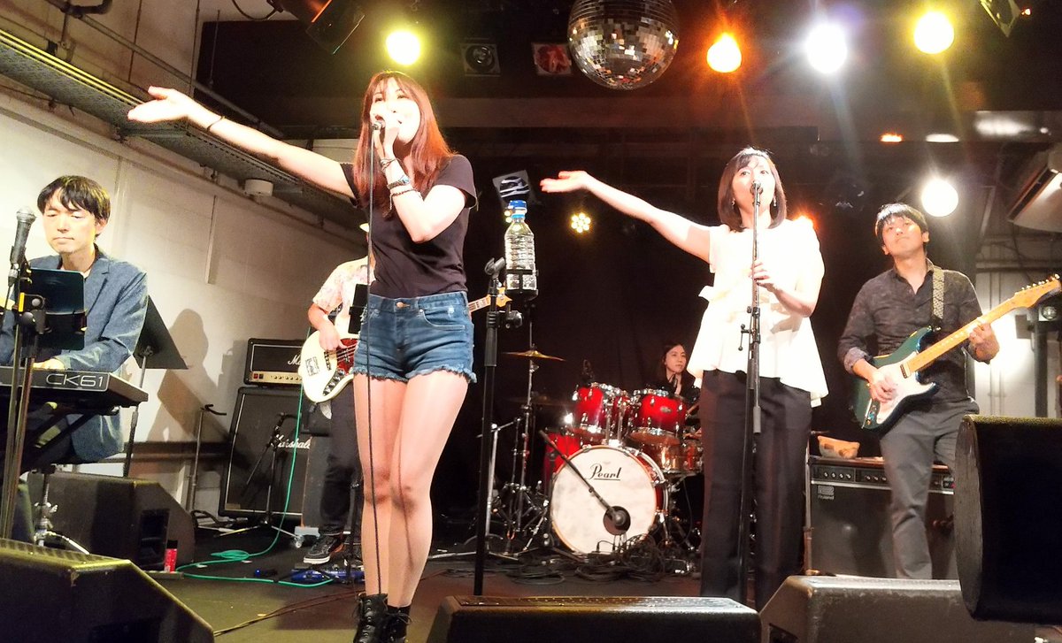 fBjDNw7yVzDs0uk's tweet photo. #WaterParade
Spring Water

かすかに、確かに聞こえた声。
きっと坂井さんの声。
たとえ遠く離れてても。

①Dangerous Tonight
②Get U're Dream (Version Two)
③Season
④気楽に行こう
⑤お・も・ひ・で
⑥来年の夏も
⑦Love is Gone
⑧I want you
⑨あなたを好きだけど
⑩Ready, Go! https://t.co/HYxGLCGxMT